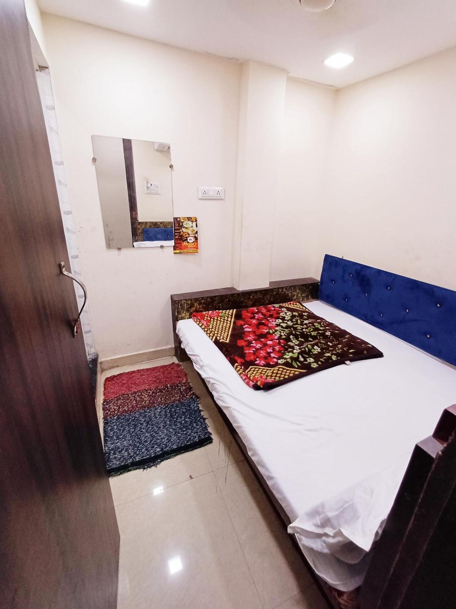 Blue Tower Hotel Ujjain Exterior photo