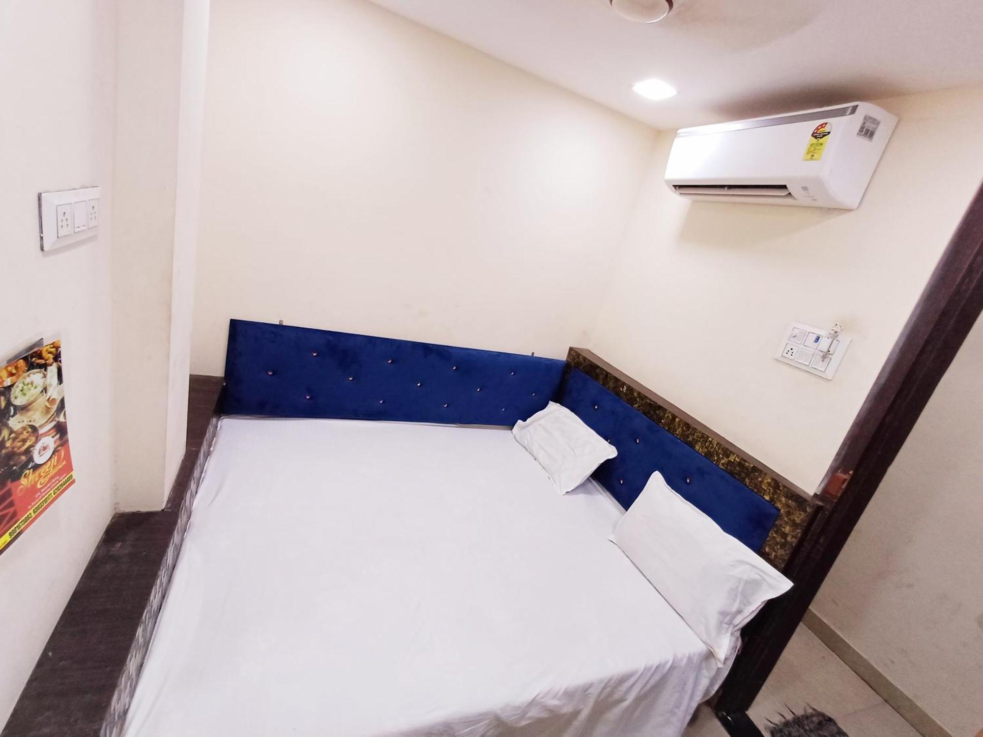 Blue Tower Hotel Ujjain Exterior photo