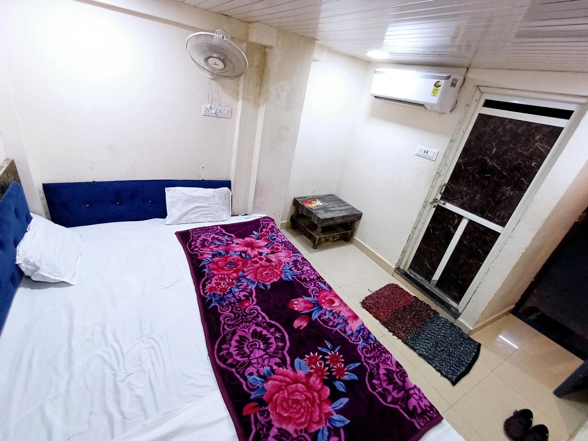 Blue Tower Hotel Ujjain Exterior photo