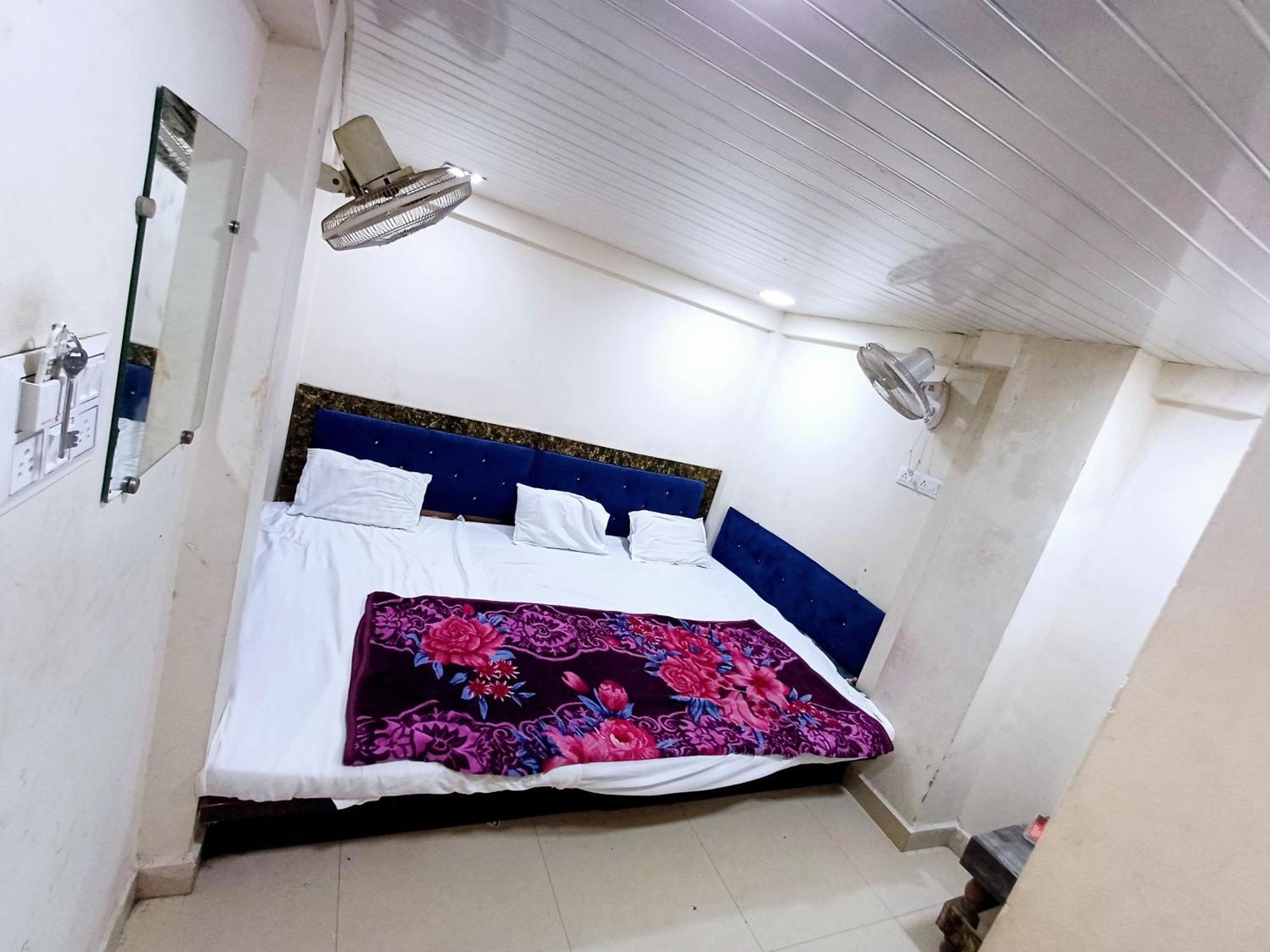 Blue Tower Hotel Ujjain Exterior photo
